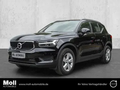 Gebraucht Volvo XC40 Momentum 129 PS (94 kW) 2021 Black stone SUV