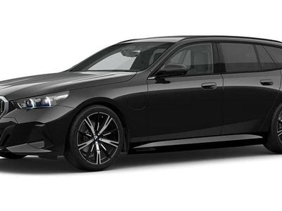 Nouă BMW 530e Comfort Edition 299 CP (219 kW) 2026 Negru Break