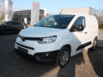 Gebraucht Toyota Proace 102 PS (75 kW) 2024 Weiß Van / Kleinbus