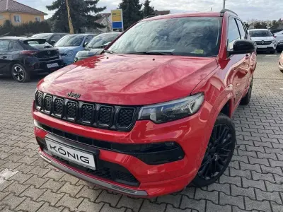 Gebraucht Jeep Compass Altitude 131 PS (96 kW) 2024 Rot SUV