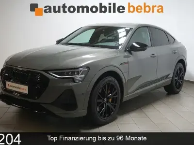 Gebraucht Audi e-tron Black Edition 230 kW (313 PS) 2022 Chronosgrau SUV