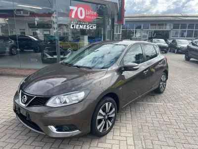 Gebraucht Nissan Pulsar N-Connecta 116 PS (85 kW) 2017 Braun Kleinwagen