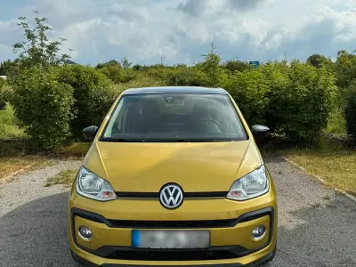 Gebraucht VW up! Highline 90 PS (66 kW) 2017 Gold Kleinwagen