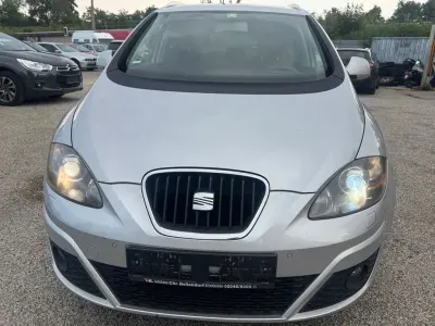 Gebraucht Seat Altea XL Stylance 140 PS (102 kW) 2012 Silber Van / Kleinbus