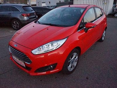 Second-hand Ford Fiesta Titanium 101 CP (74 kW) 2012 Roșu Hatchback