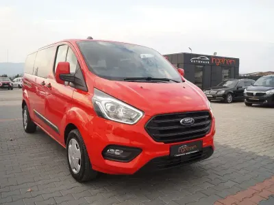 Second-hand Ford Transit Trend 131 CP (96 kW) 2020 Roșu Monovolum