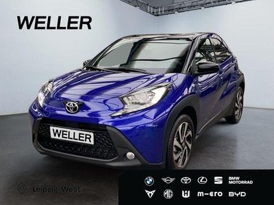 Gebraucht Toyota Aygo Team 72 PS (52 kW) 2025 Juniper blue / night sky (blau) Kleinwagen