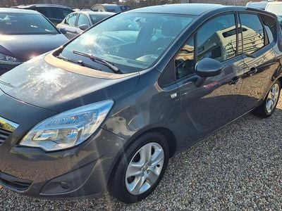 Gebraucht Opel Meriva Design Edition 120 PS (88 kW) 2011 Grau Van / Kleinbus