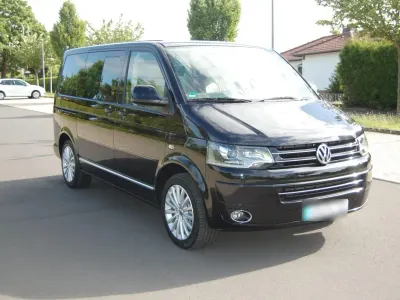 Gebraucht VW Multivan Highline 180 PS (132 kW) 2012 Schwarz Van / Kleinbus