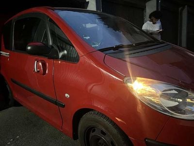 Peugeot 1007
