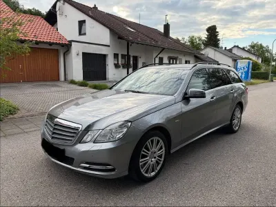 Gebraucht Mercedes E350 Elegance 265 PS (194 kW) 2012 Grau Limousine