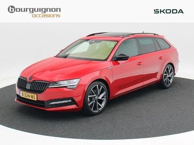 Usata Skoda Superb SportLine 150 CV (110 kW) 2024 Rosso Station wagon