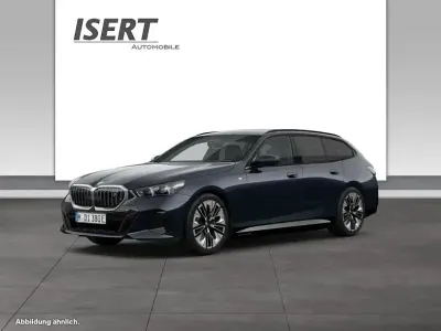 Gebraucht BMW i5 M Sport 250 kW (340 PS) 2025 Schwarz Limousine