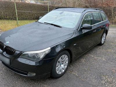 Gebraucht BMW 520 177 PS (130 kW) 2008 Schwarz Kombi