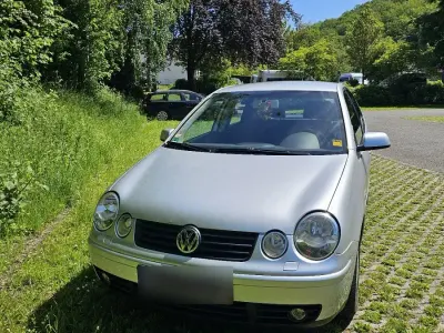 Używany VW Polo 100 KM (73 kW) 2002 Srebrny Hatchback