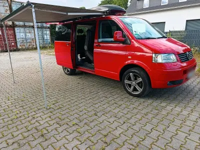 Gebraucht VW T5 131 PS (96 kW) 2008 Rot Van