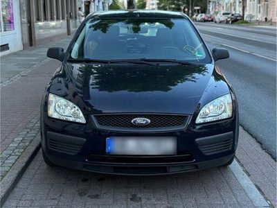 gebraucht Ford Focus Lim Ambiente