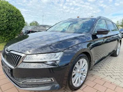 Gebraucht Skoda Superb Premium Edition 200 PS (147 kW) 2023 Schwarz Limousine