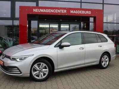 Gebraucht VW Golf VIII Life 150 PS (110 kW) 2021 Silber Kombi