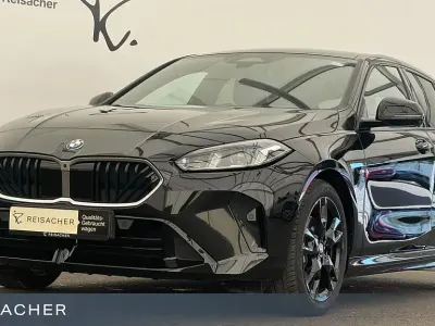 Gebraucht BMW 120 M Sport 156 PS (114 kW) 2024 Saphirschwarz metallic Limousine