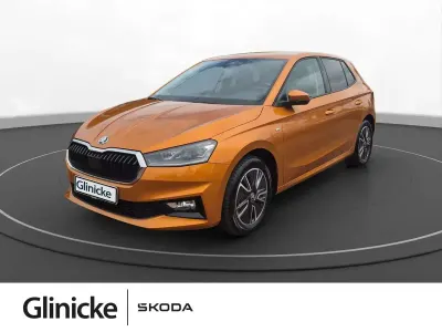 Gebraucht Skoda Fabia Tour 95 PS (69 kW) 2022 Phoenixorange premium metalli Kleinwagen