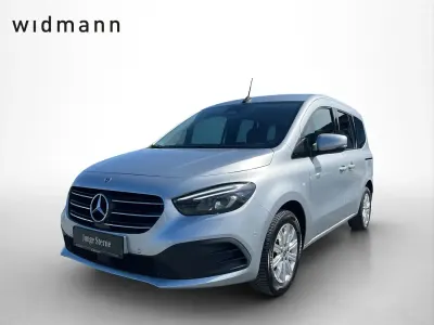 Gebraucht Mercedes T180 Progressive 116 PS (85 kW) 2022 Helvinsilber metallic Van / Kleinbus