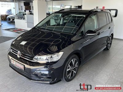 Deep black perleffekt Gebraucht 2021 VW Touran R-line Van / Kleinbus | 27.390 € (Guter Preis)