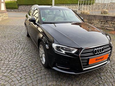 Gebraucht Audi A3 Design 150 PS (110 kW) 2019 Schwarz Limousine