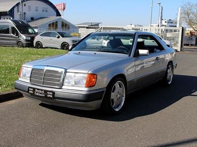 Gebraucht Mercedes 220 150 PS (110 kW) 1993 Coupé