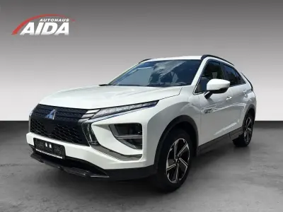 Gebraucht Mitsubishi Eclipse Cross Basis 188 PS (138 kW) 2022 Weiß SUV