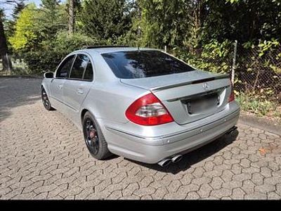 Gebraucht Mercedes E500 306 PS (225 kW) 2002 Silber Limousine