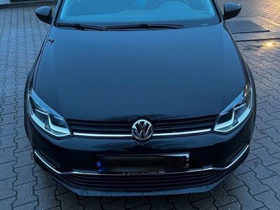gebraucht VW Polo 6 R EZ 03/2017 schwarz
