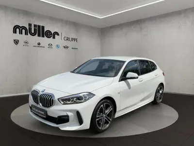 Gebraucht BMW 118 Performance 136 PS (100 kW) 2023 Alpinweiß uni Kleinwagen