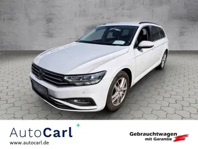 Używany VW Passat Business 150 KM (110 kW) 2023 Biały Kombi