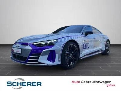 Używany Audi e-tron GT quattro Ambiente 439 kW (598 KM) 2024 Srebrny Sedan/Limuzyna