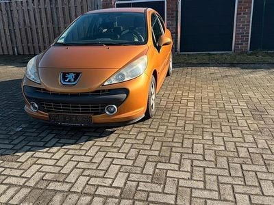 Orange Gebraucht 2007 Peugeot 207 Kleinwagen | 600 € (Guter Preis)