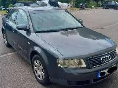Gebraucht Audi A4 131 PS (96 kW) 2002 Grau Limousine