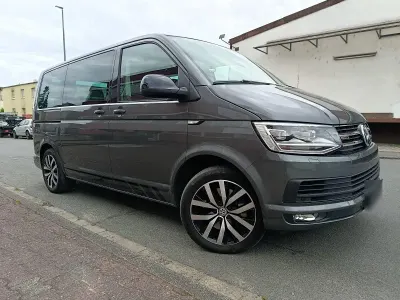 Gebraucht VW Multivan Comfortline 204 PS (150 kW) 2017 Grau Van / Kleinbus