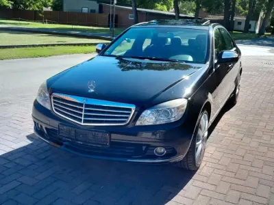 Używany Mercedes C280 231 KM (169 kW) 2007 Czarny Sedan/Limuzyna