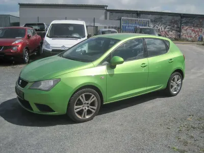 Używany Seat Ibiza Style 86 KM (63 kW) 2012 "lima" gr}n Hatchback