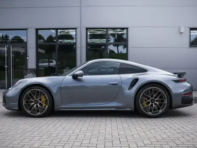 Neu Porsche 992 711 PS (522 kW) 2026 Vanadiumgraumetallic Coupé