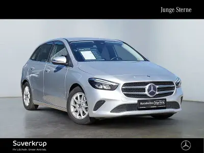 Gebraucht Mercedes B200 150 PS (110 kW) 2022 Silber Kleinwagen