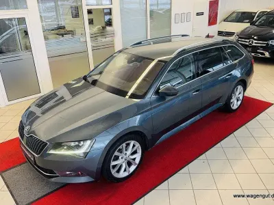 Gebraucht Skoda Superb Business Line 190 PS (139 kW) 2017 Grau Kombi