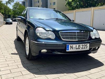 Mercedes C200