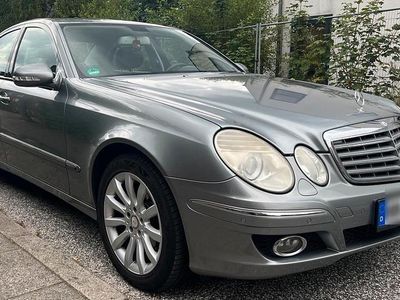 Mercedes E280