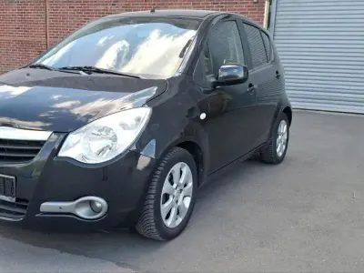 Gebraucht Opel Agila 69 PS (50 kW) 2009 Schwarz Kleinwagen