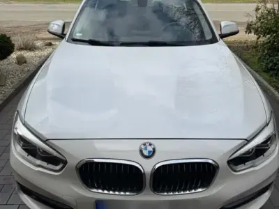 Gebraucht BMW 116 Advantage 109 PS (80 kW) 2019 Weiß Kleinwagen