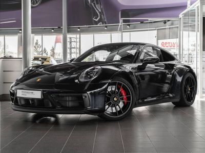 Porsche 911 Carrera 4 GTS
