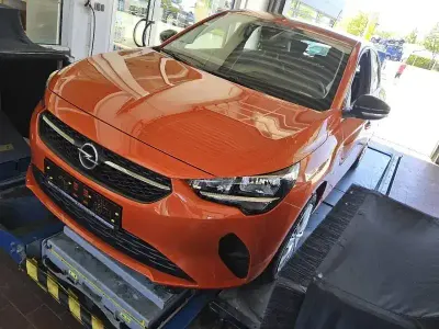 Gebraucht Opel Corsa-e Edition 100 kW (136 PS) 2023 Orange Kleinwagen