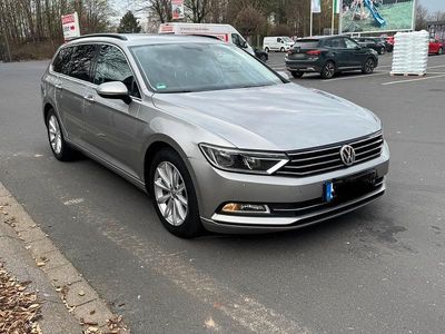 Gebraucht VW Passat Comfortline 120 PS (88 kW) 2015 Grau Kombi